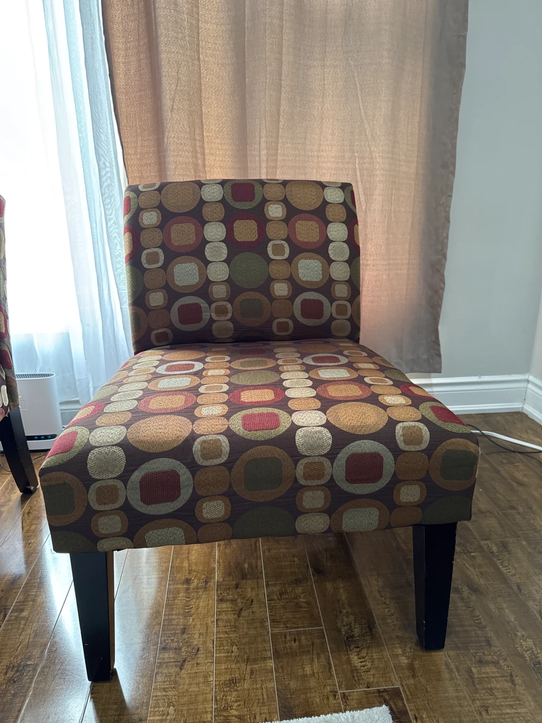 Accent Chair with Geometric Pattern - photo 3