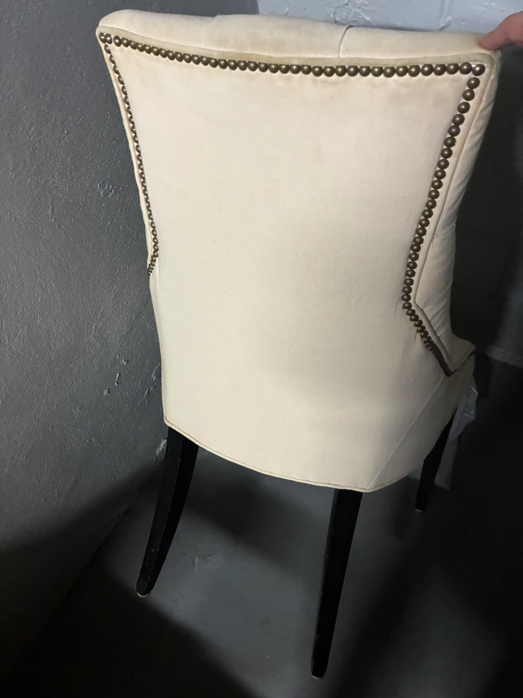 Cream Tufted Accent Chair with Nailhead Trim - photo 2