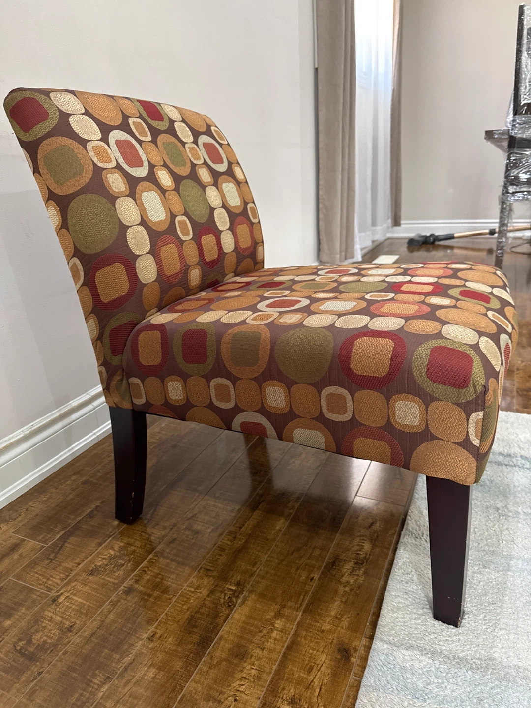 Accent Chair with Geometric Pattern - photo 3