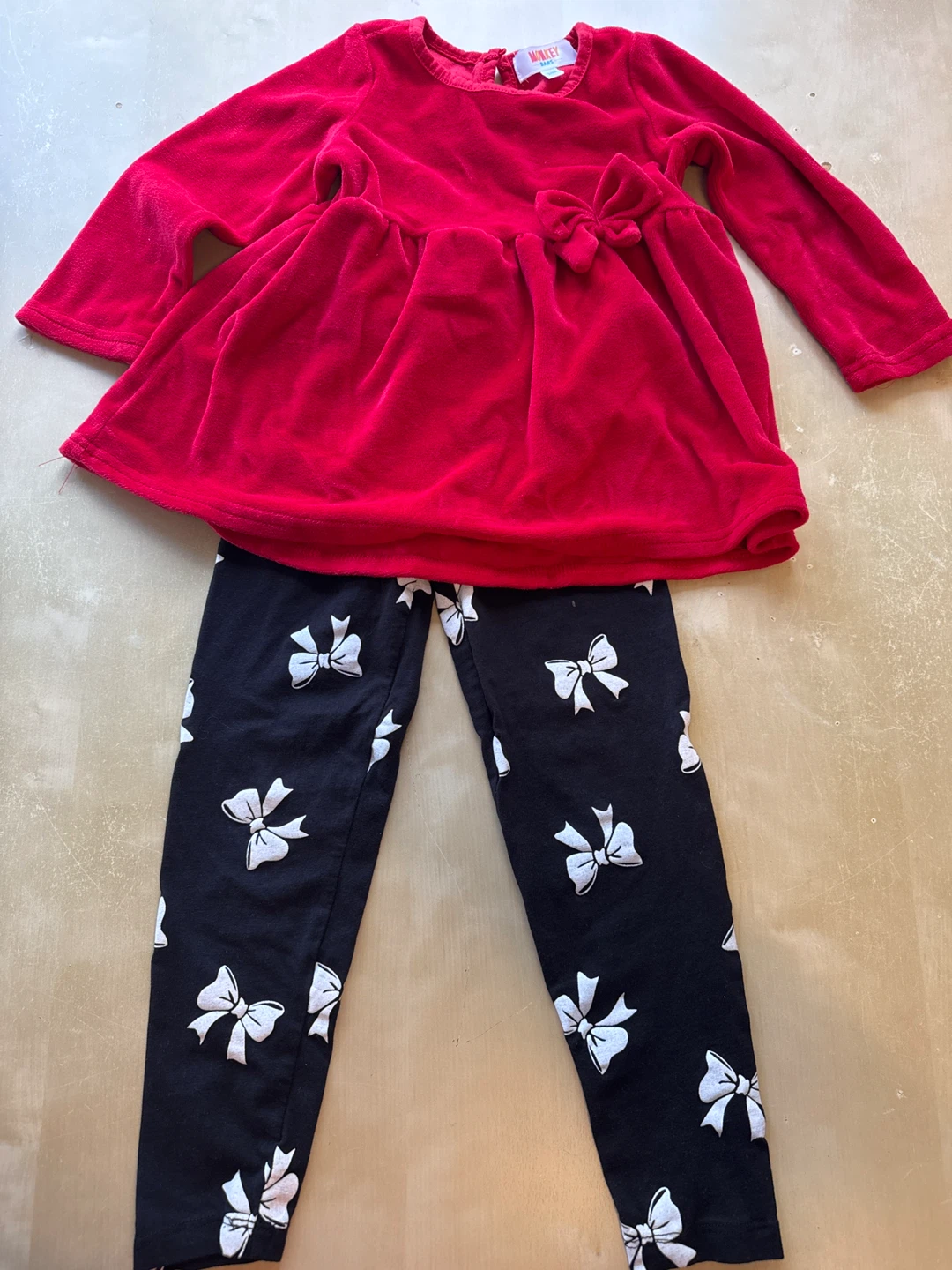 Monkey Bars Red Velour Top & Black Bow Leggings Set - 24 Months