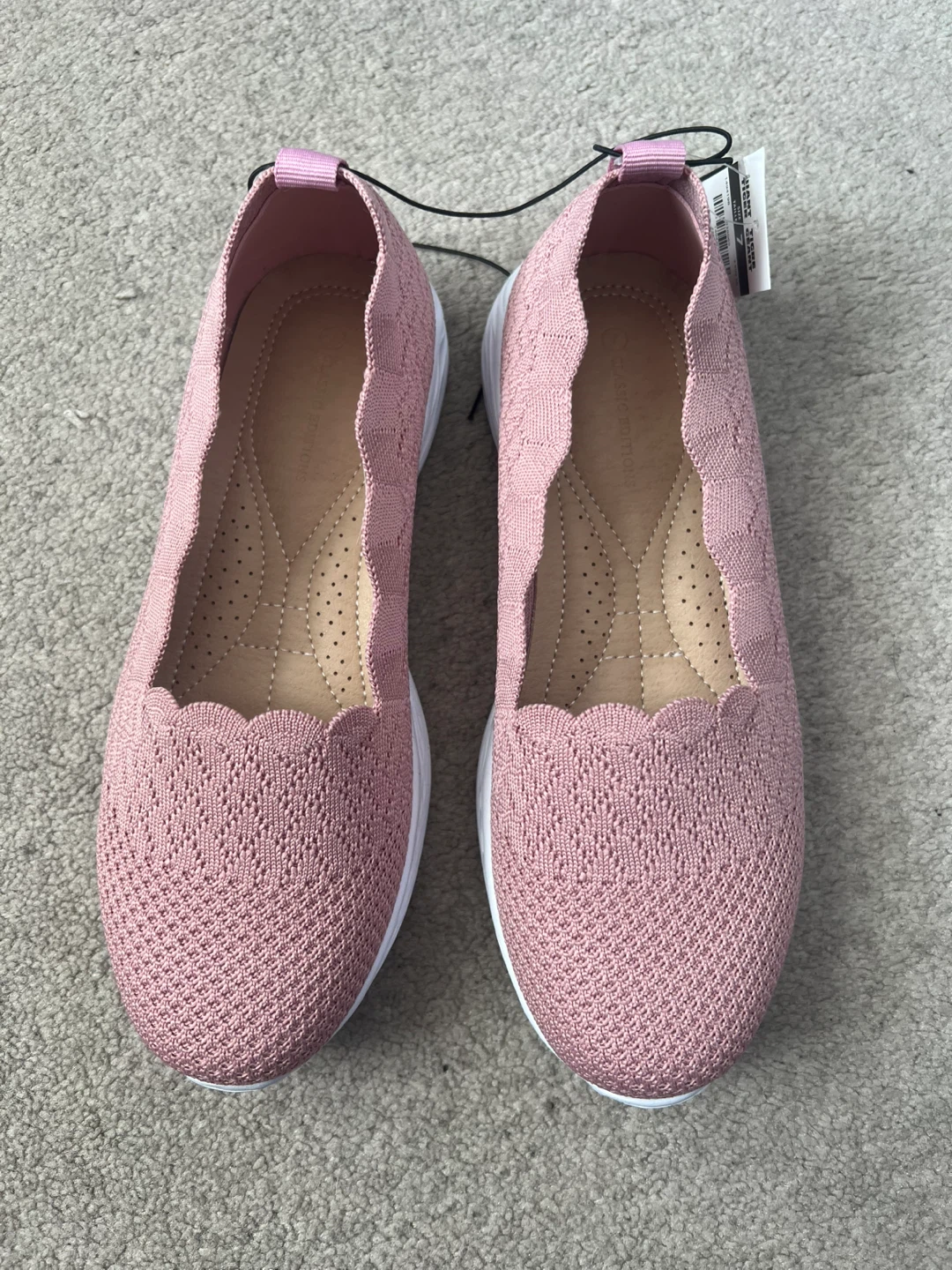 BNWT Women's Knit Slip-On Shoes - size 7