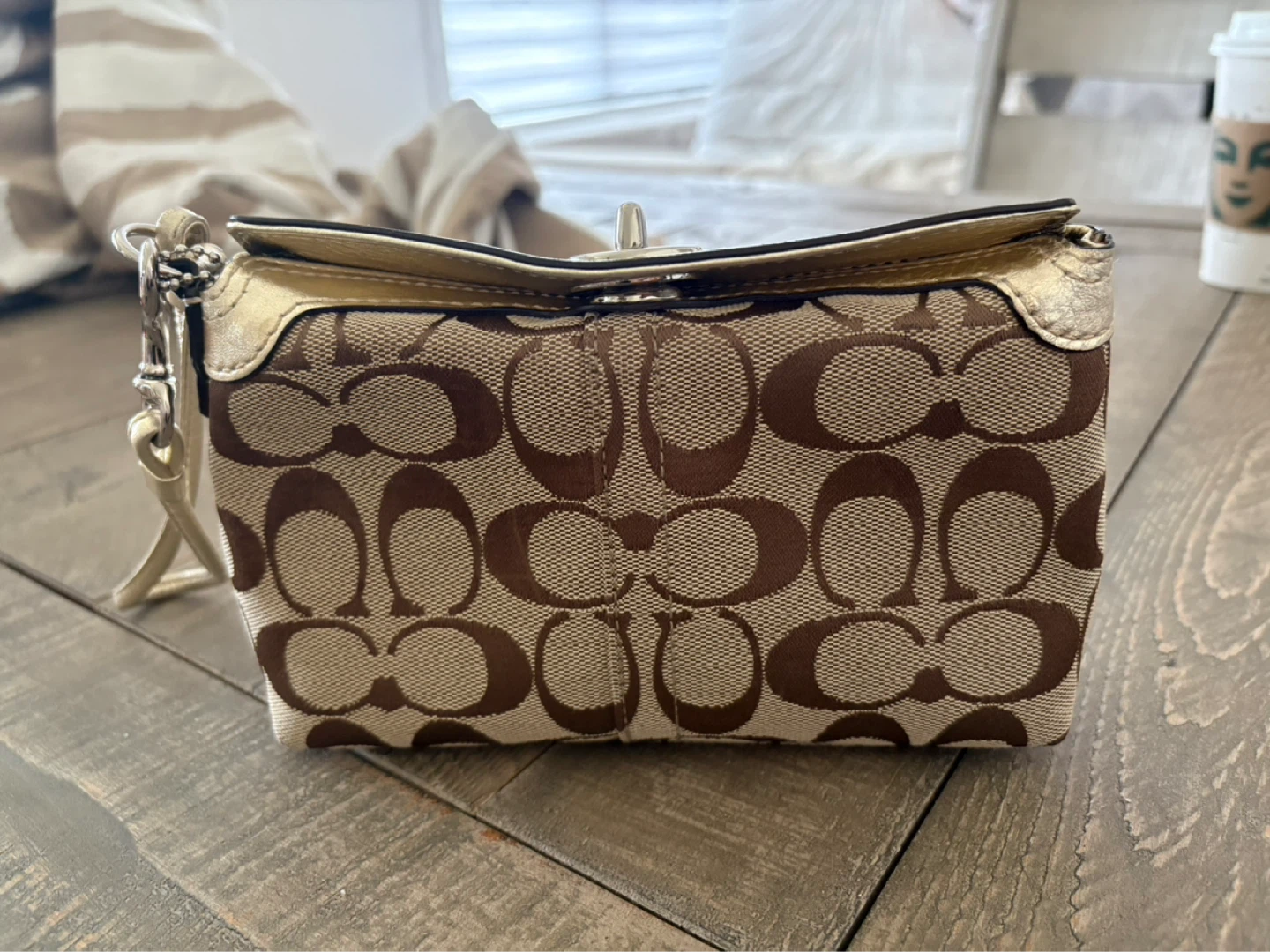 Vintage Coach Signature C Monogram Wristlet Clutch Bag