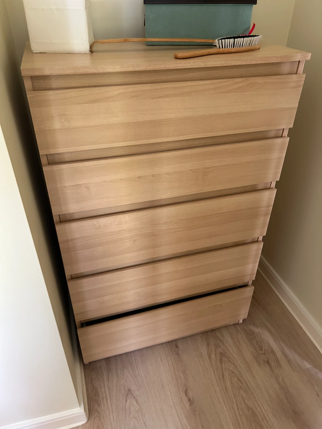 Five drawer Chest