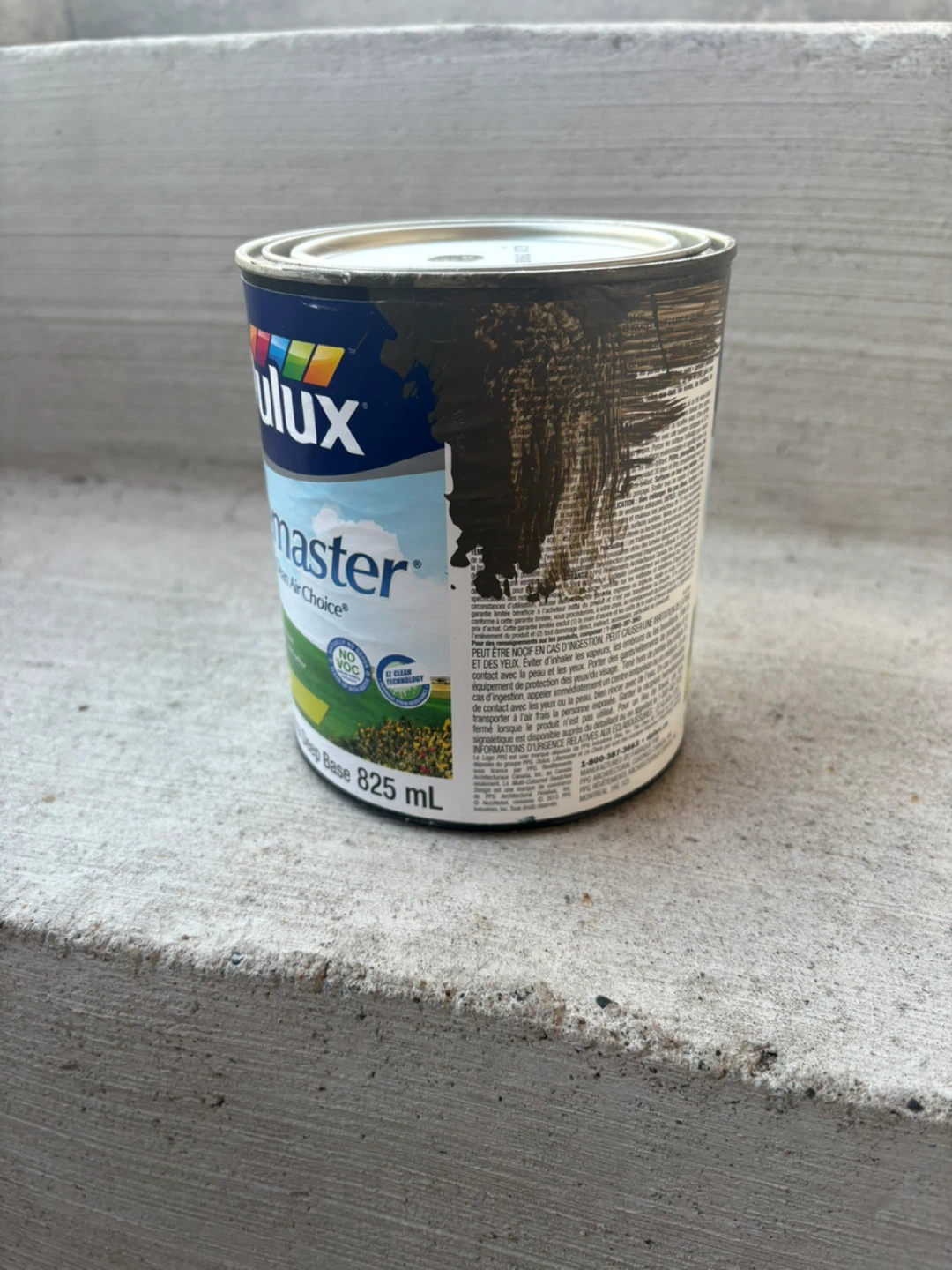 Dulux Lifemaster Semi-Gloss Paint - Ultra Deep Base 825 mL