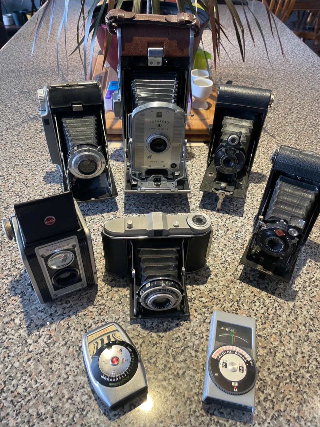 Collection of Vintage Cameras and Light Meters - photo 2