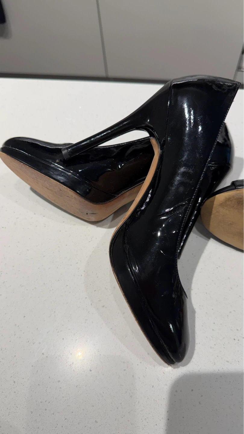 Michael Kors & Stuart Weitzman  - Size 6.5 - photo 2