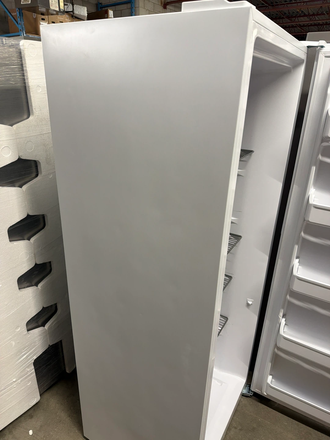 Frigidaire White Upright Freezer - photo 3