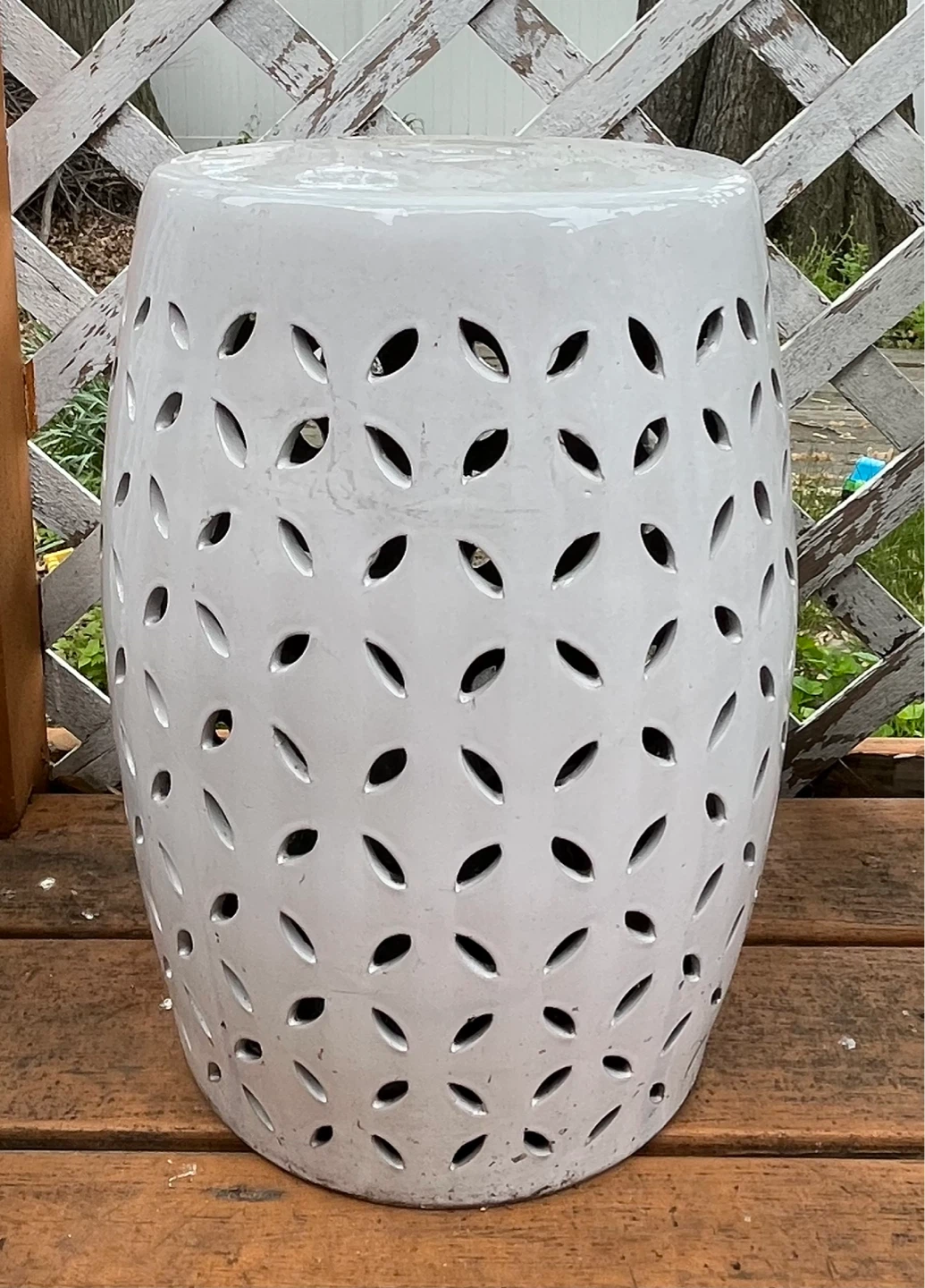White Ceramic Garden Stool - photo 2