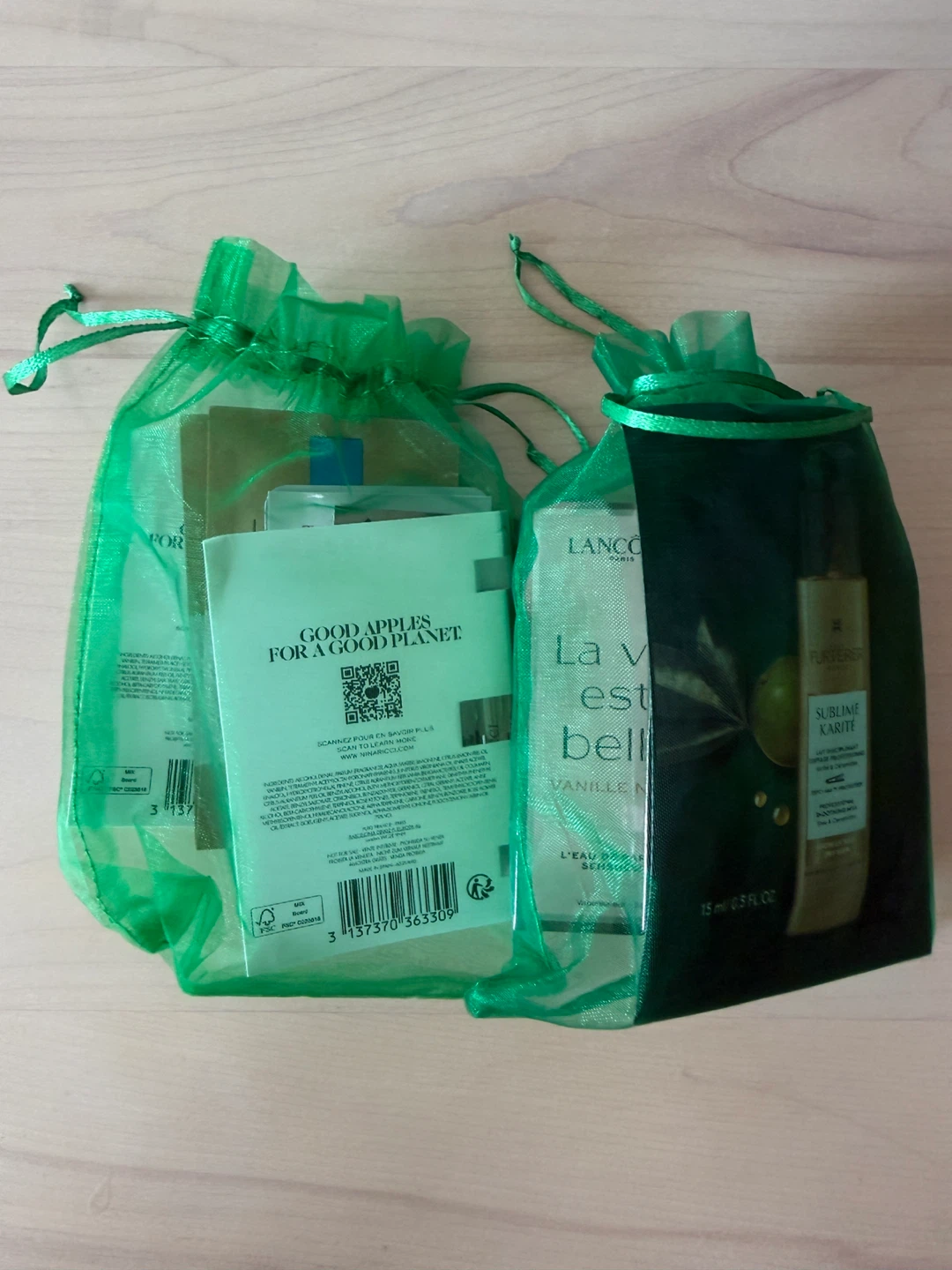 Assorted Beauty Sample Set 2 bags - photo 2