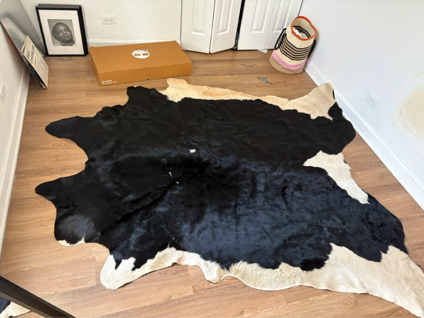 KOLDBY Cowhide Rug - photo 2