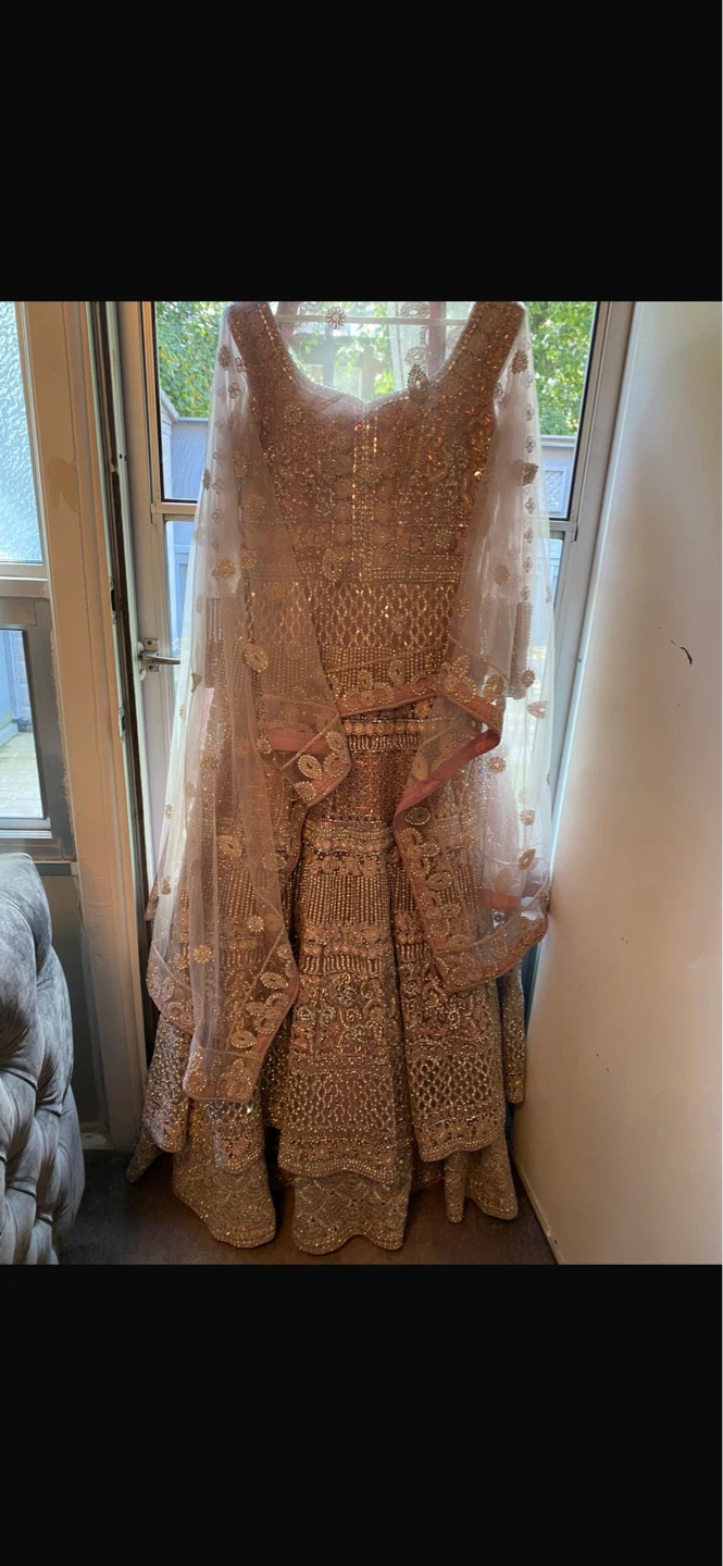 Pink heavy bridal dress size small - photo 2