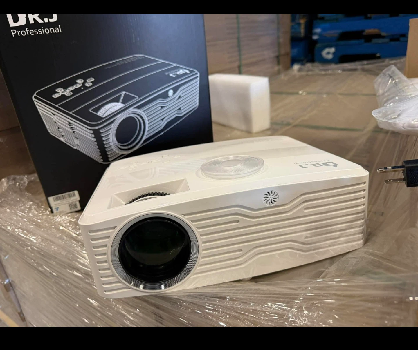 DR.J Professional Projector