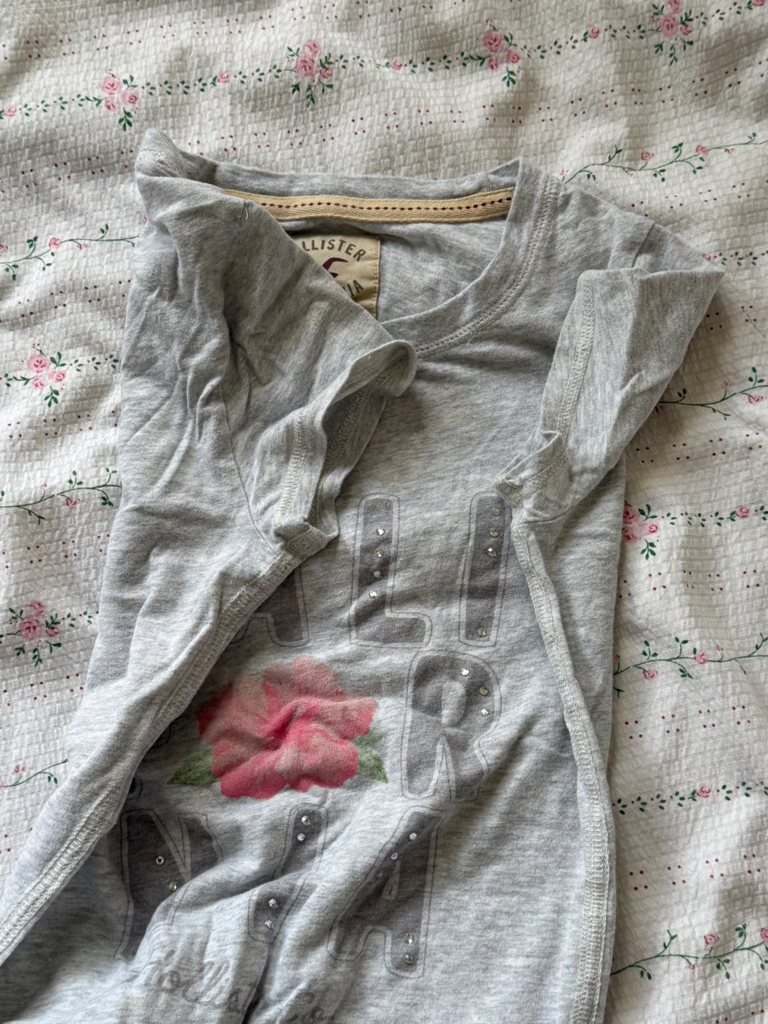 Hollister California Grey T-Shirt - Size XS - photo 3