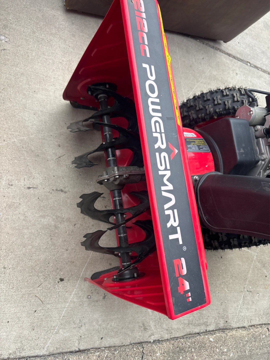 PowerSmart 24" Snow Blower with 212cc Engine - photo 2