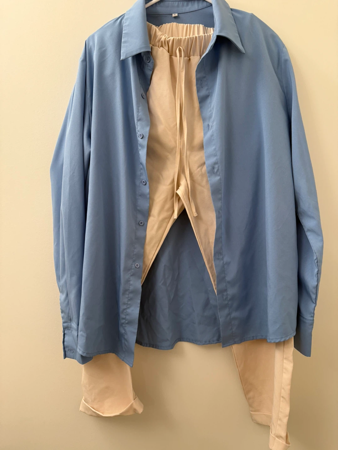 Blue Button-Up Shirt and Beige Pants Set - Size M/L - photo 5
