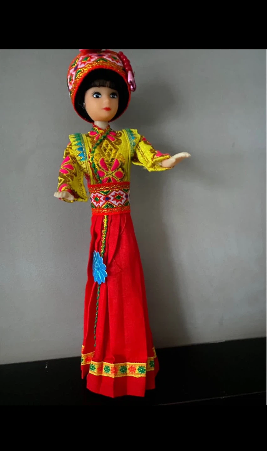 Traditional Dress Doll - photo 2