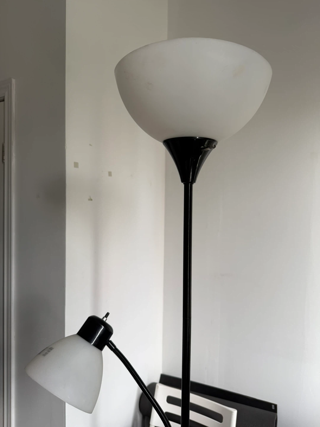 White Floor Lamp with Adjustable Reading Light - photo 4