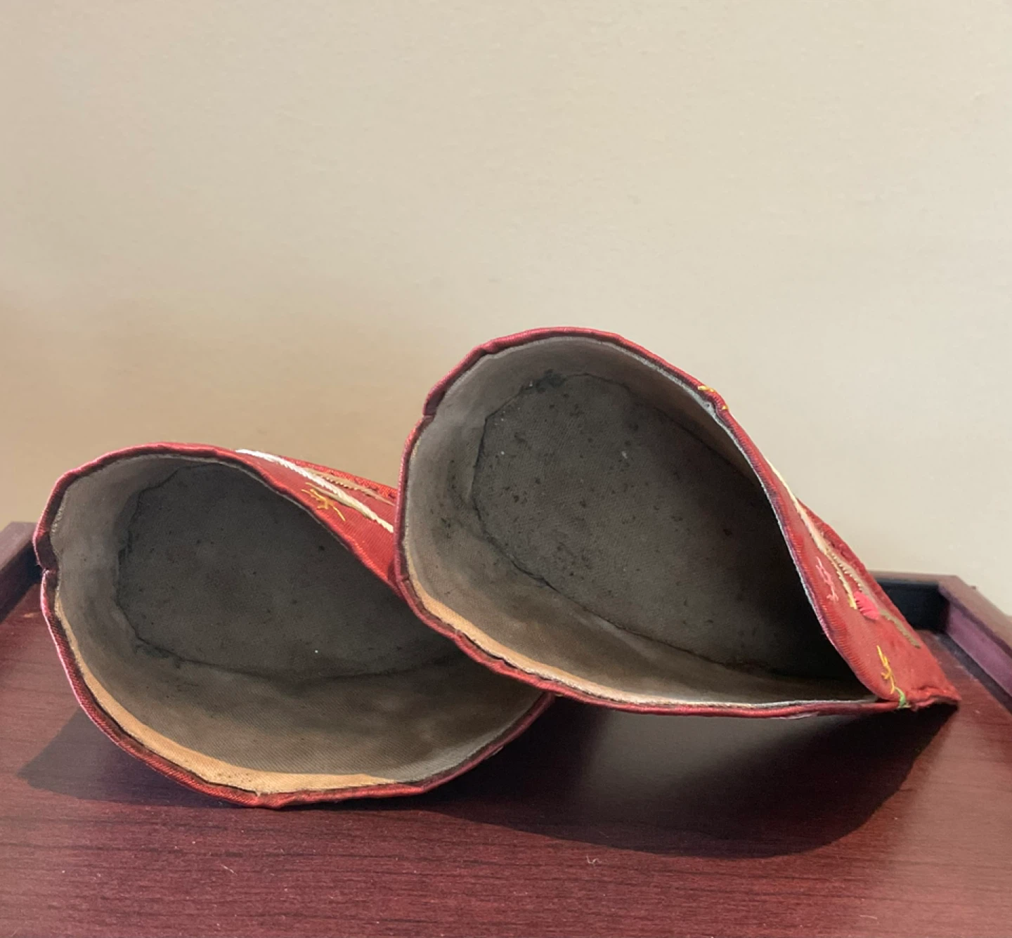 Vintage Chinese Lotus Shoes with Display Case - photo 5