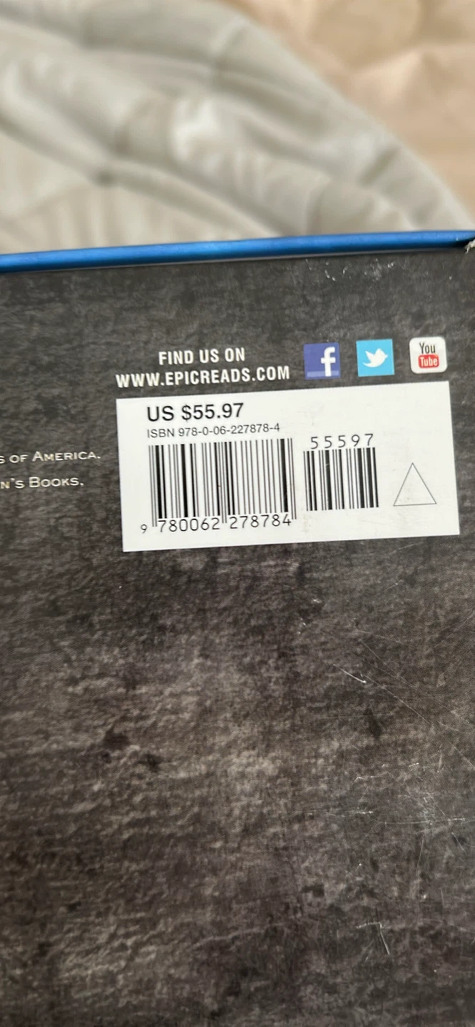 The Divergent Series Box Set by Veronica Roth - photo 2