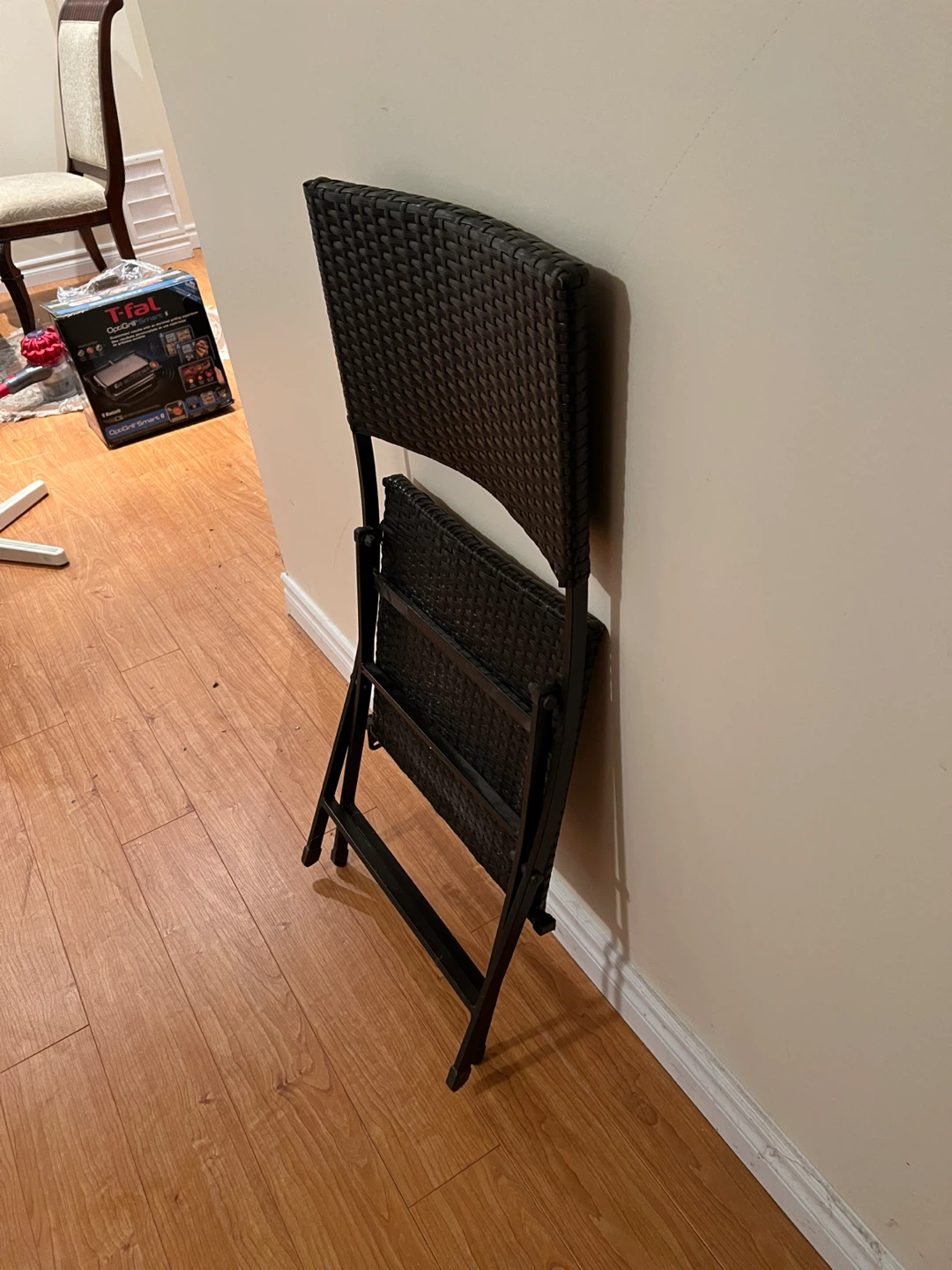 Black Wicker Folding Chair - photo 3