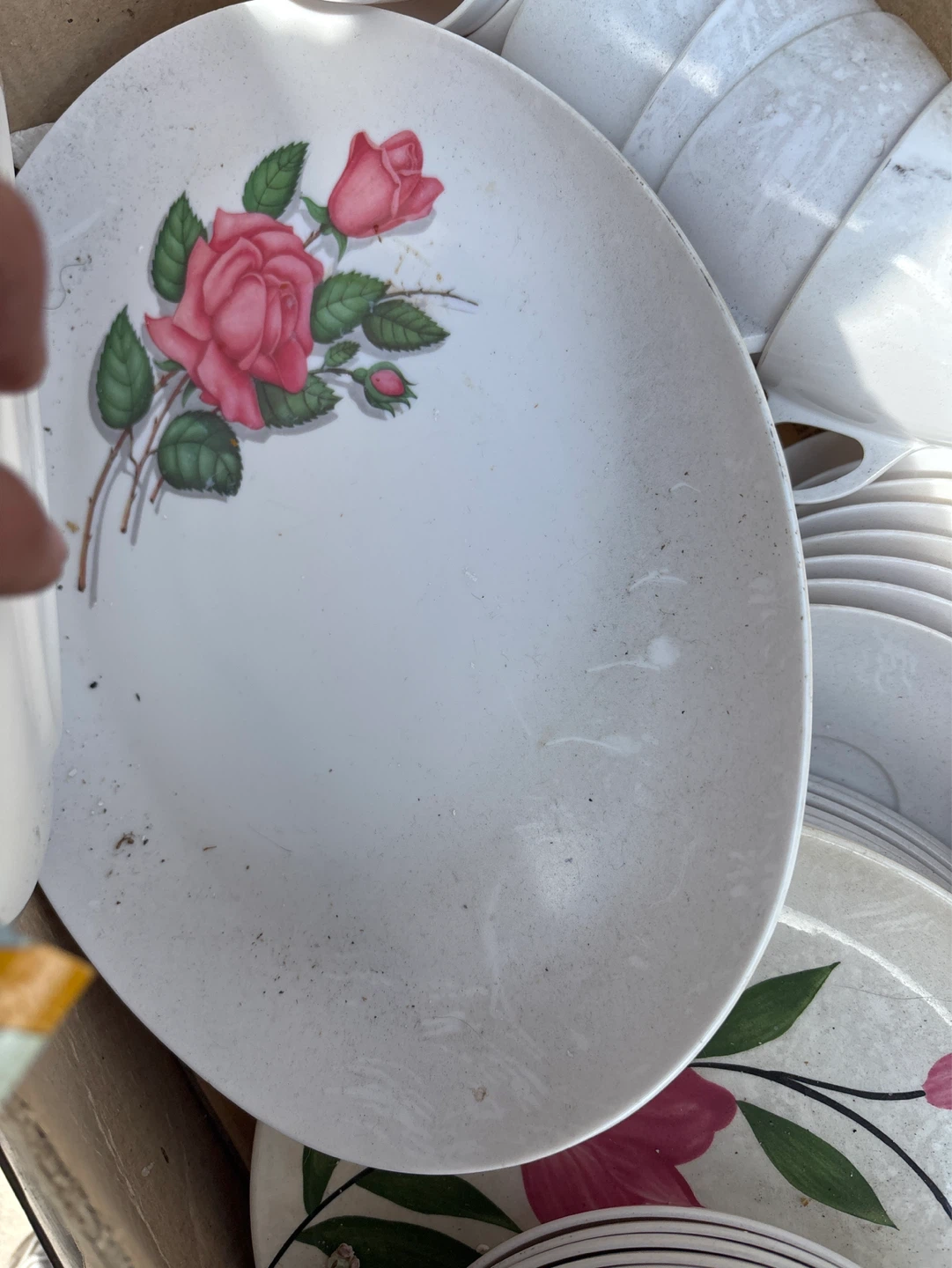 Vintage Floral Plates and Cups Set - photo 2