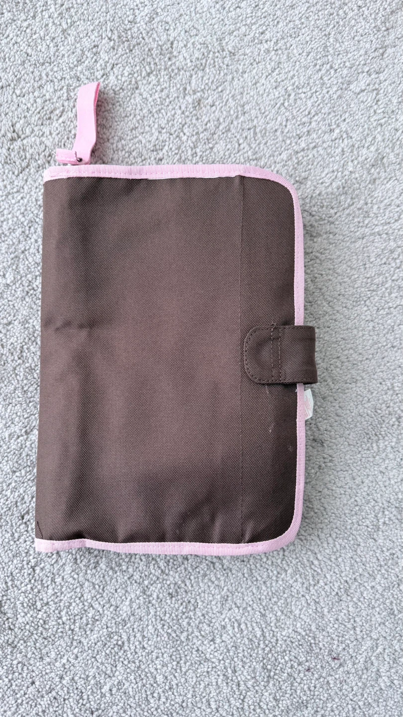 Munchkin Brown & Pink Diaper Changing Pad Clutch - photo 2