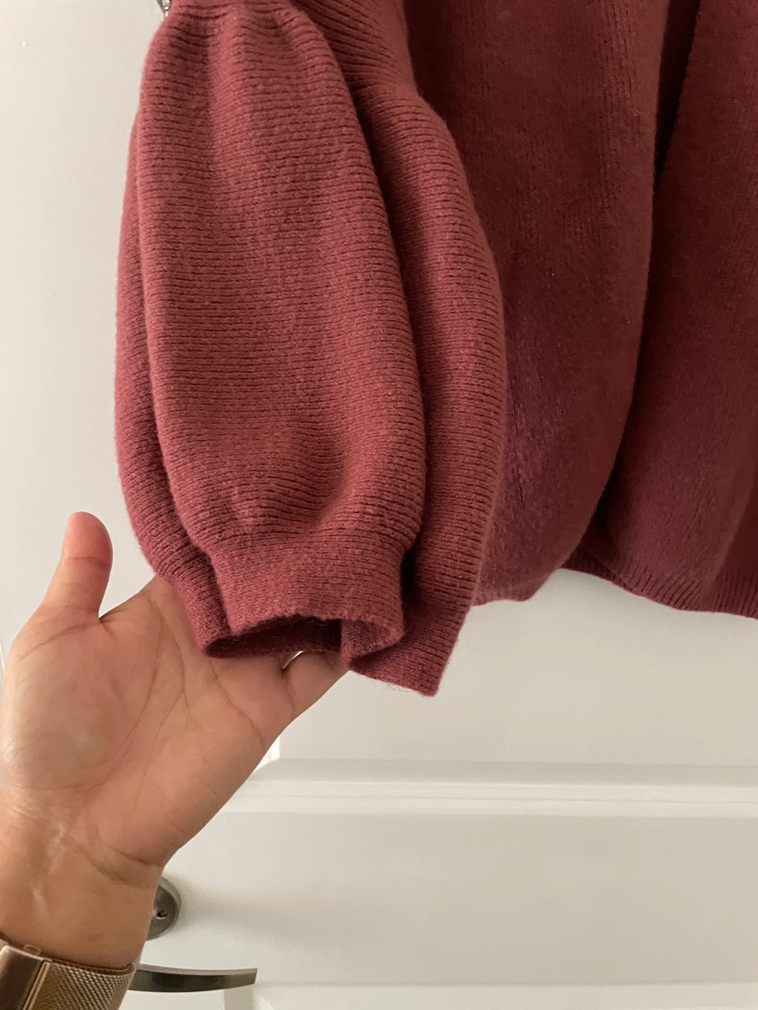 Rose coloured cardigan with jewelled sleeve details - photo 4