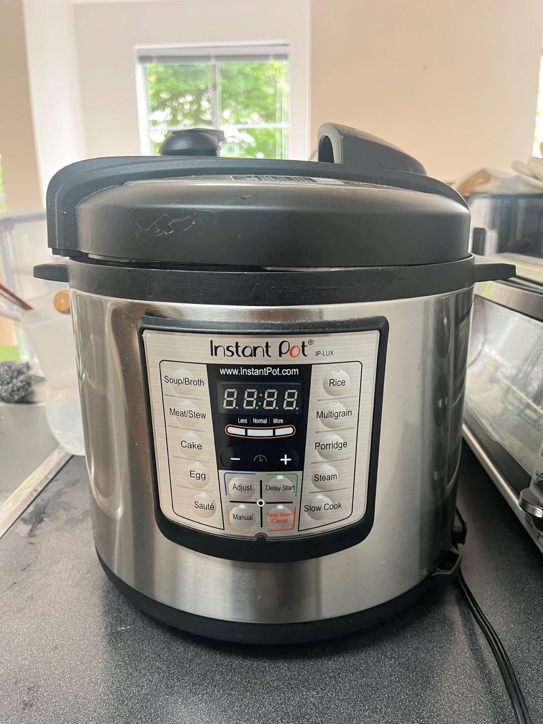 Instant Pot IP-Lux 6-Quart Electric Pressure Cooker