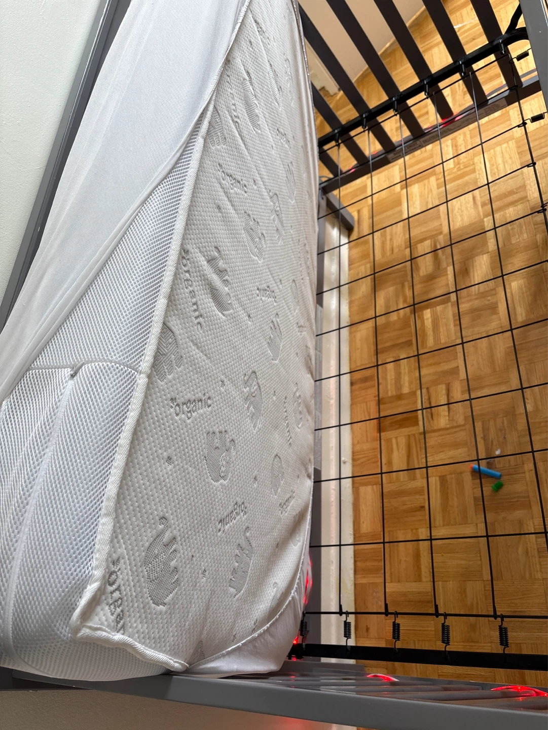 Grey Convertible Crib with Mattress - photo 4