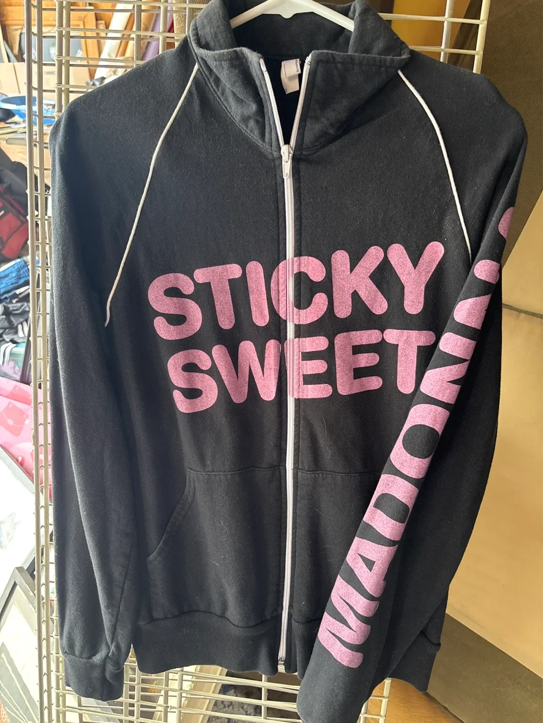 Madonna tour sticky and sweet tour size small