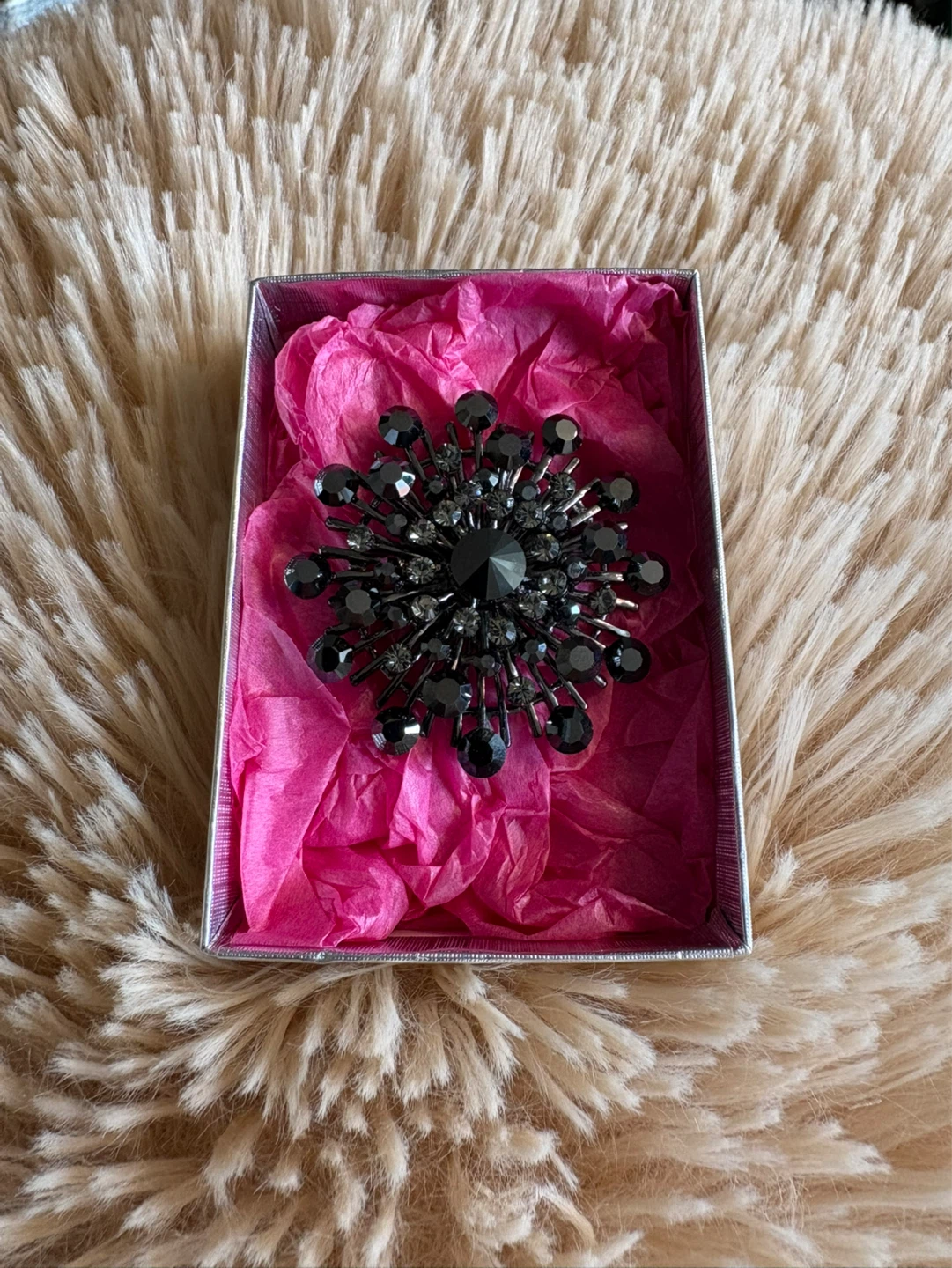 Sparkling Starburst Brooch