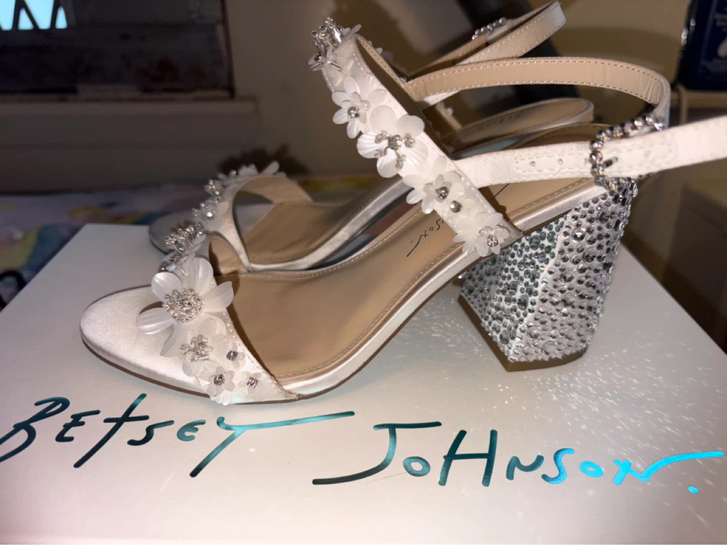 Betsey Johnson White Sparkle Heels Size 7