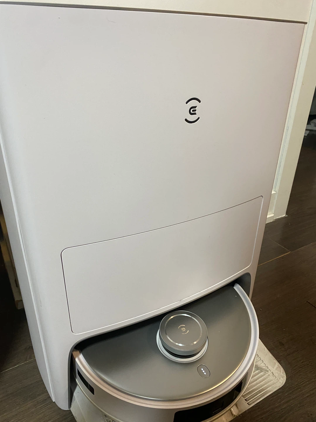 ECOVACS DEEBOT T20 OMNI Floor Cleaning Robot - photo 2