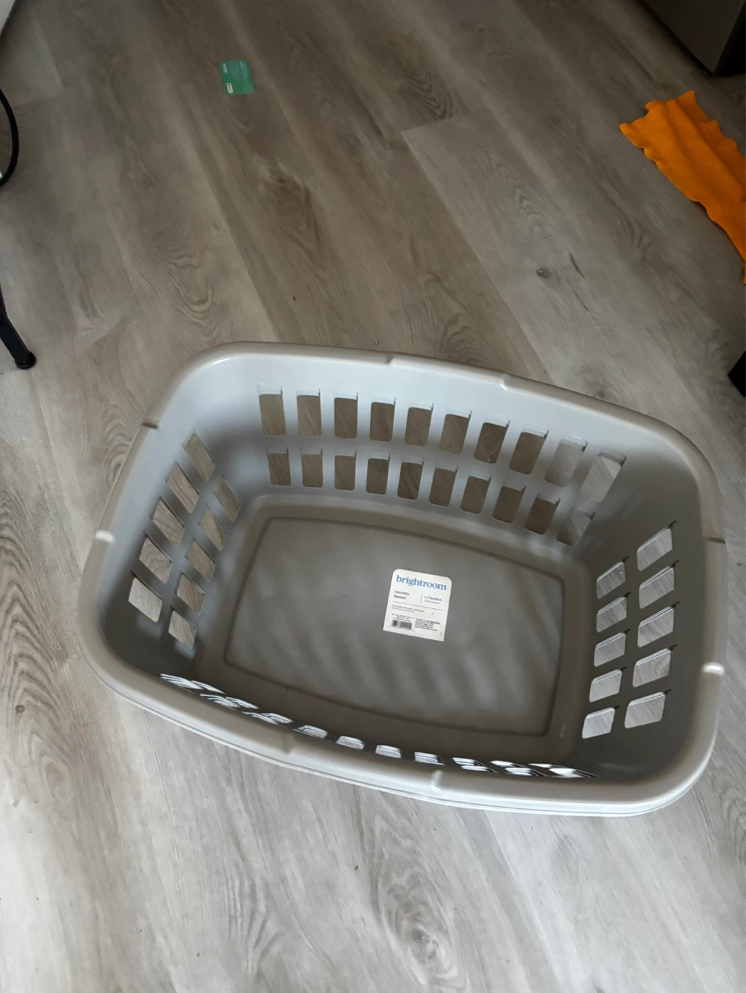 Free Laundry Baskets  🥕🥕🥕 - photo 2