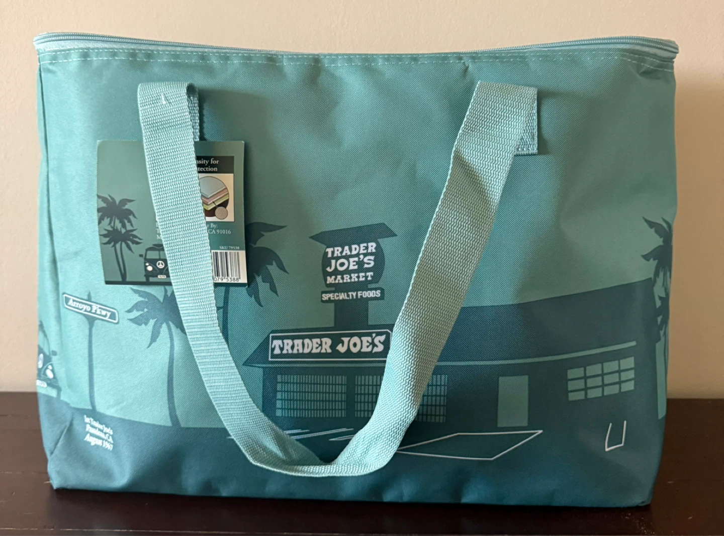 Trader Joe's Large Reusable Insulated Bags $30 Each 🆕 - photo 4