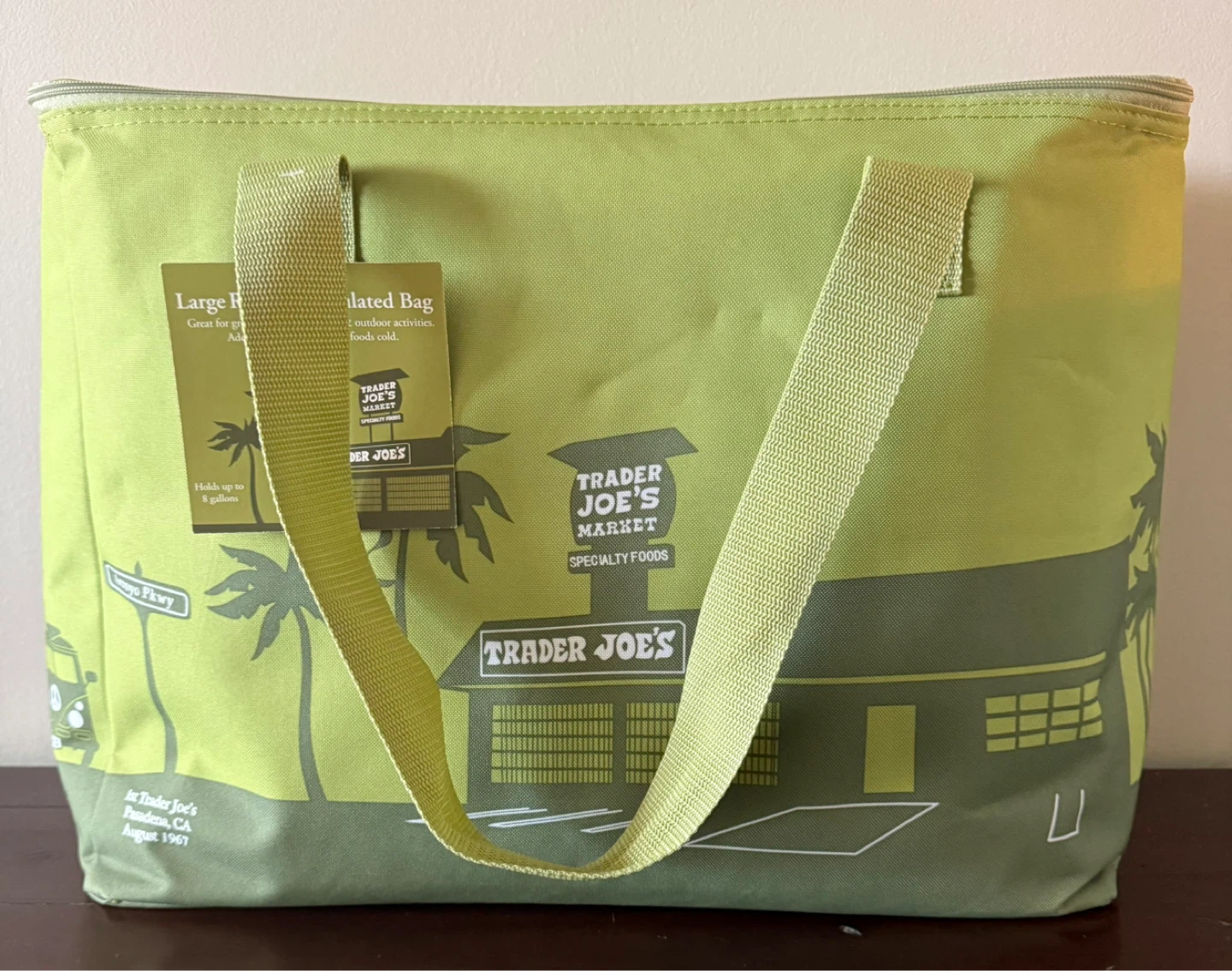 Trader Joe's Large Reusable Insulated Bags $30 Each 🆕 - photo 3