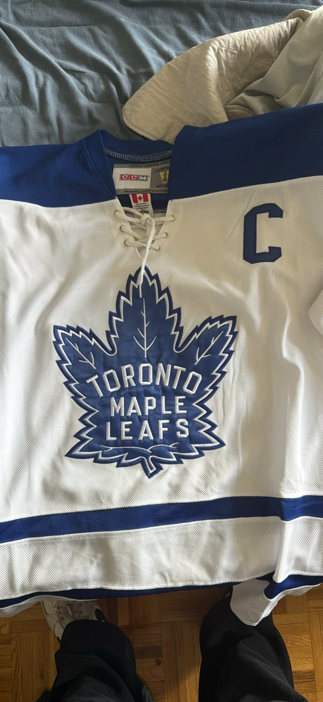 Mats Sundin signed jersey
