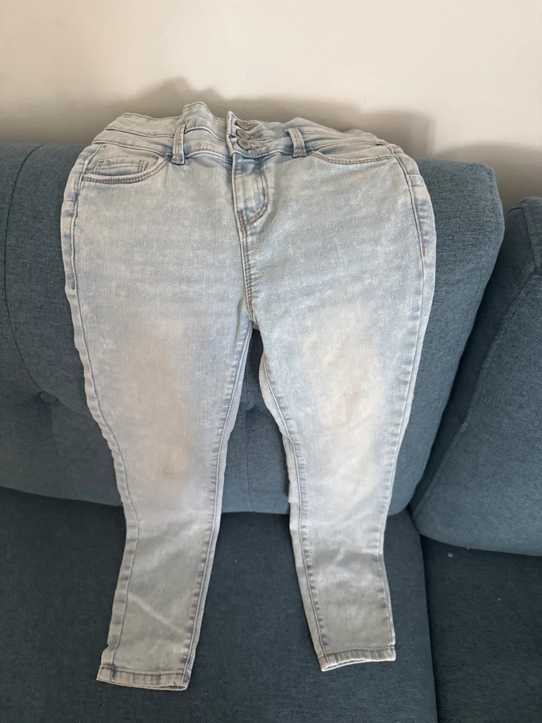 Light Wash Denim Jeans