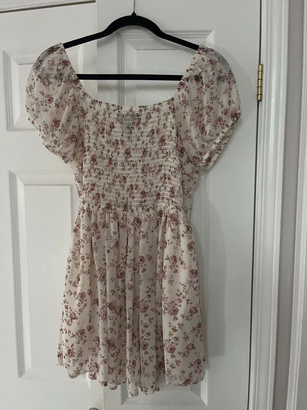 Women's Floral Smocked Puff Sleeve Dress - photo 2