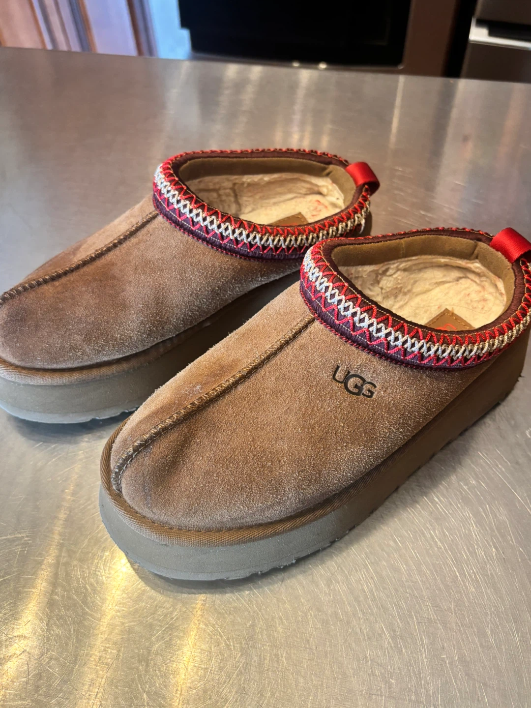 UGG Scuffette II Slipper - Women's Size 7