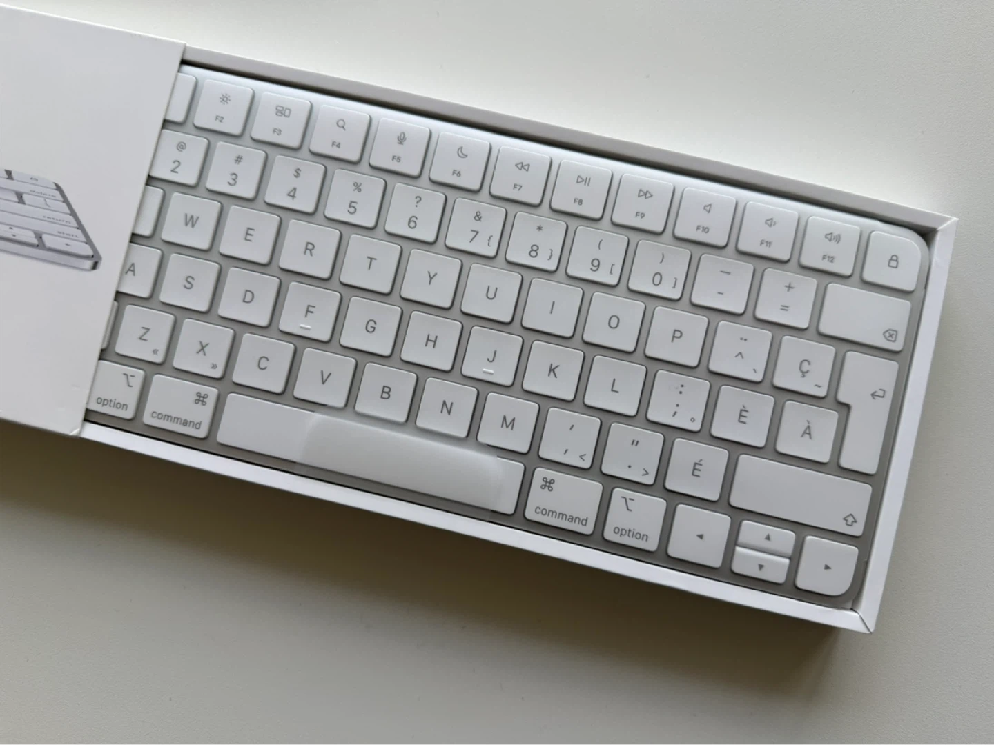 Apple Magic Keyboard – French (Canada) – Brand New