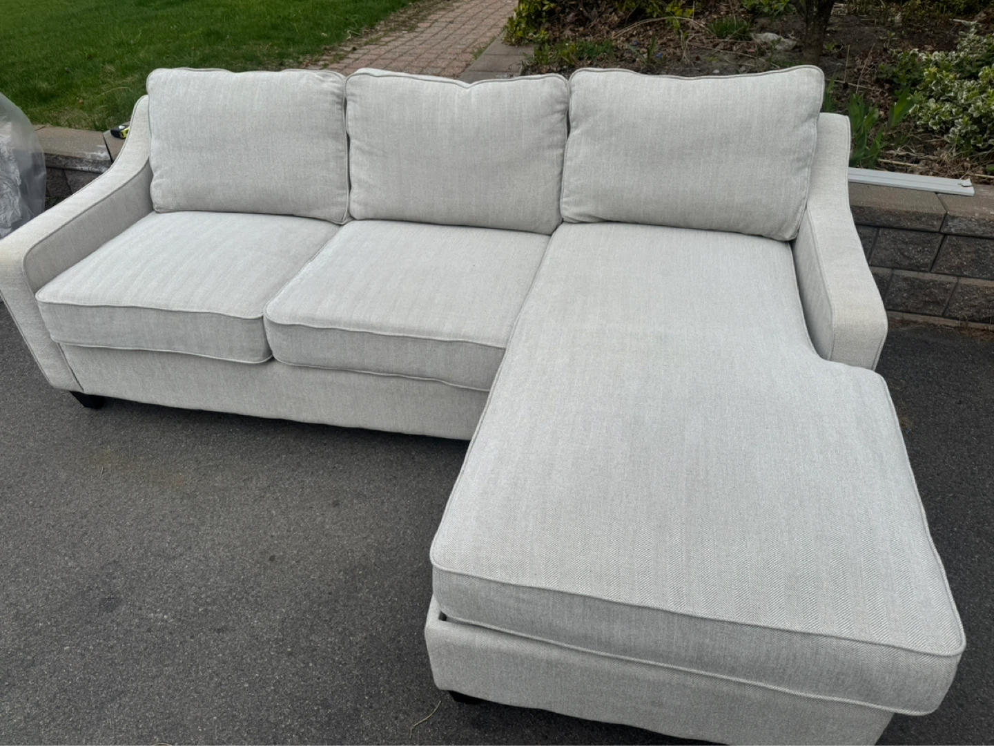 Light Grey Sectional Sofa with Chaise - photo 4