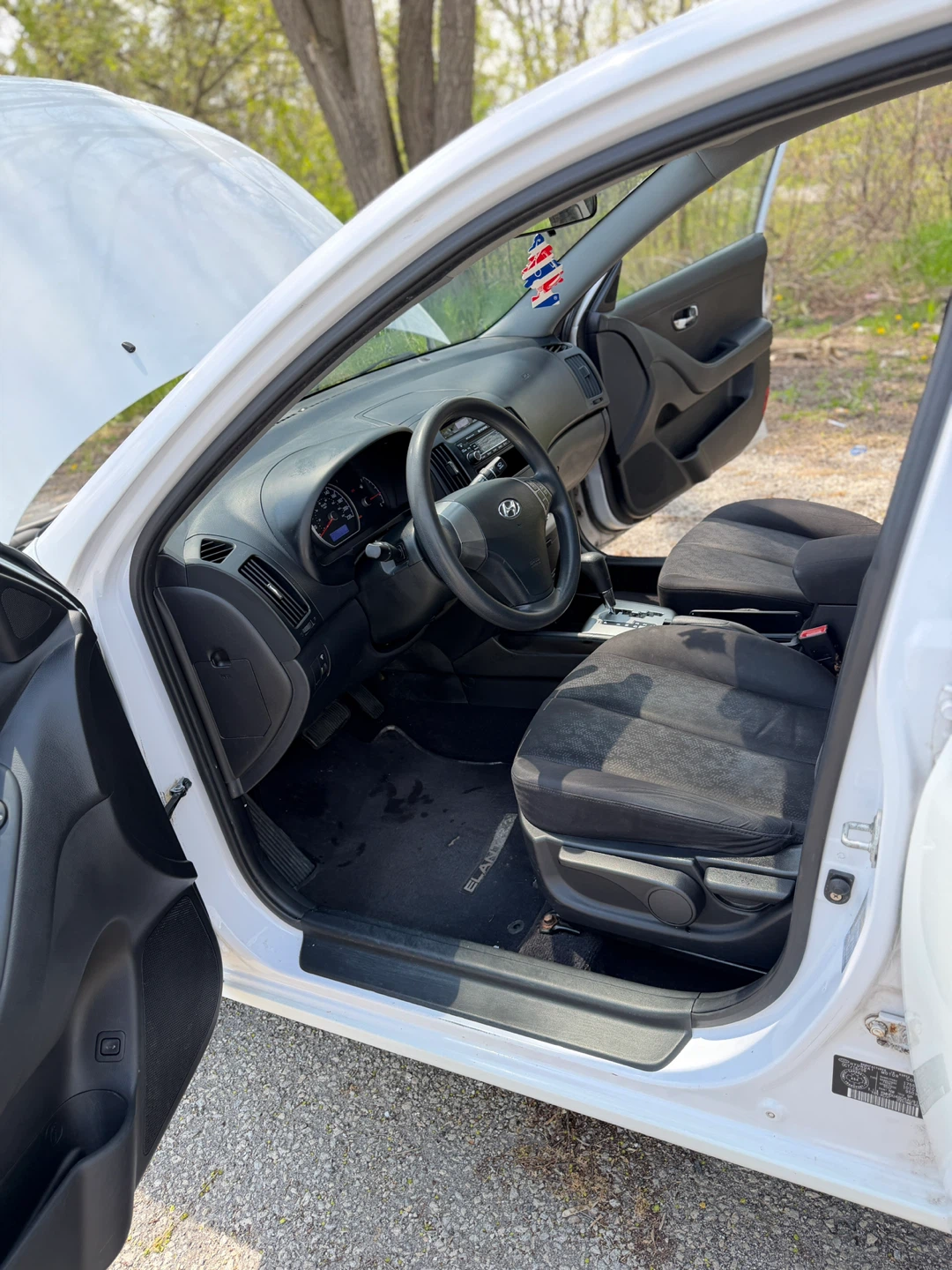 2010 Hyundai Elantra - photo 4