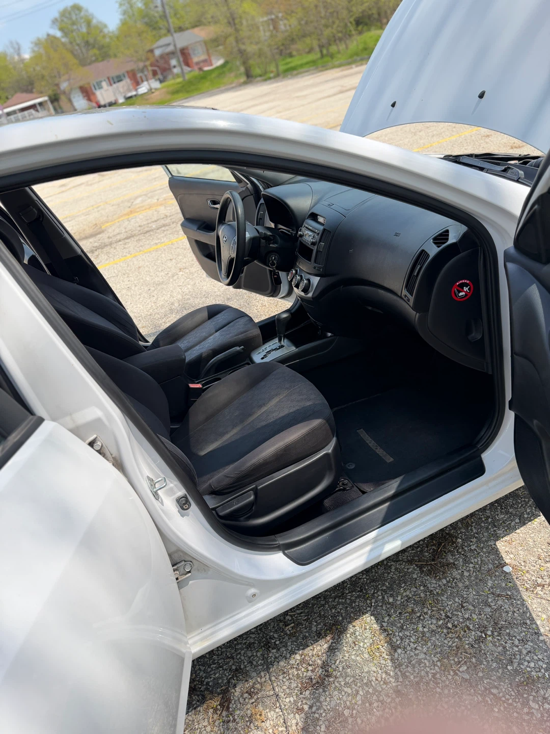 2010 Hyundai Elantra - photo 3