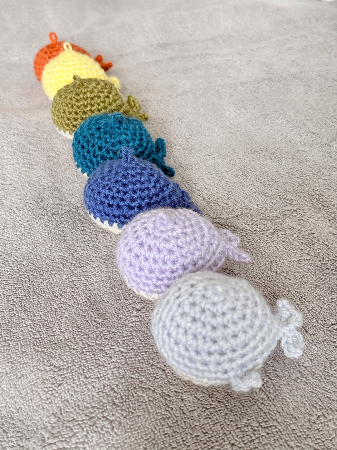 Handmade crochet -whale key chain - photo 2