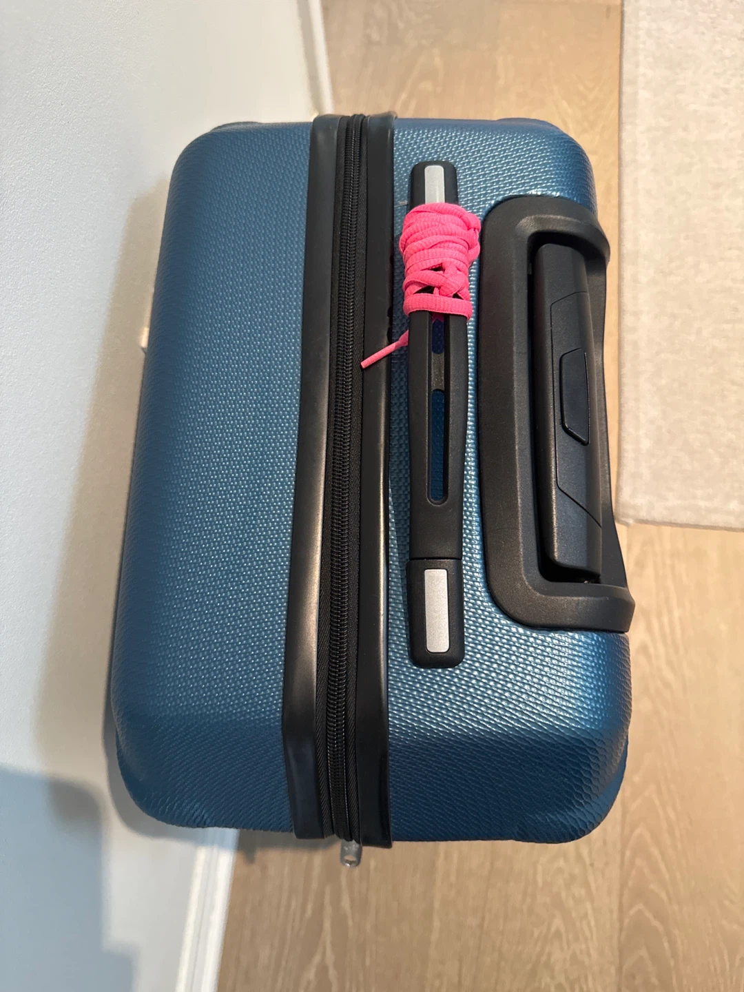 American Tourister Hardside Spinner Suitcase - photo 3