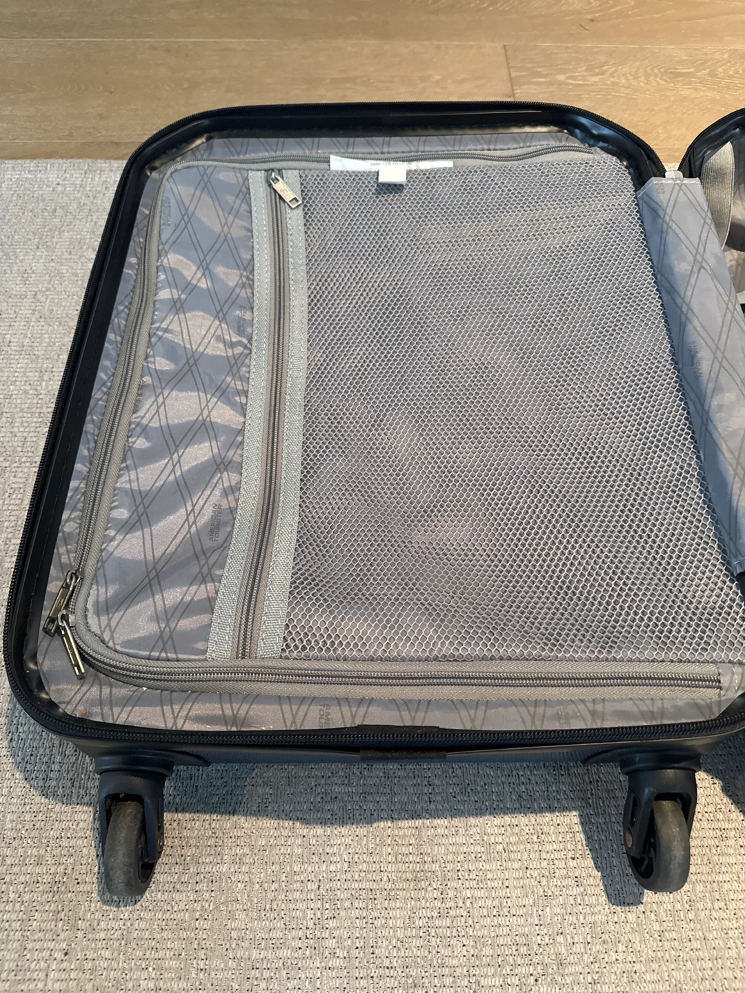 American Tourister Hardside Spinner Suitcase - photo 5
