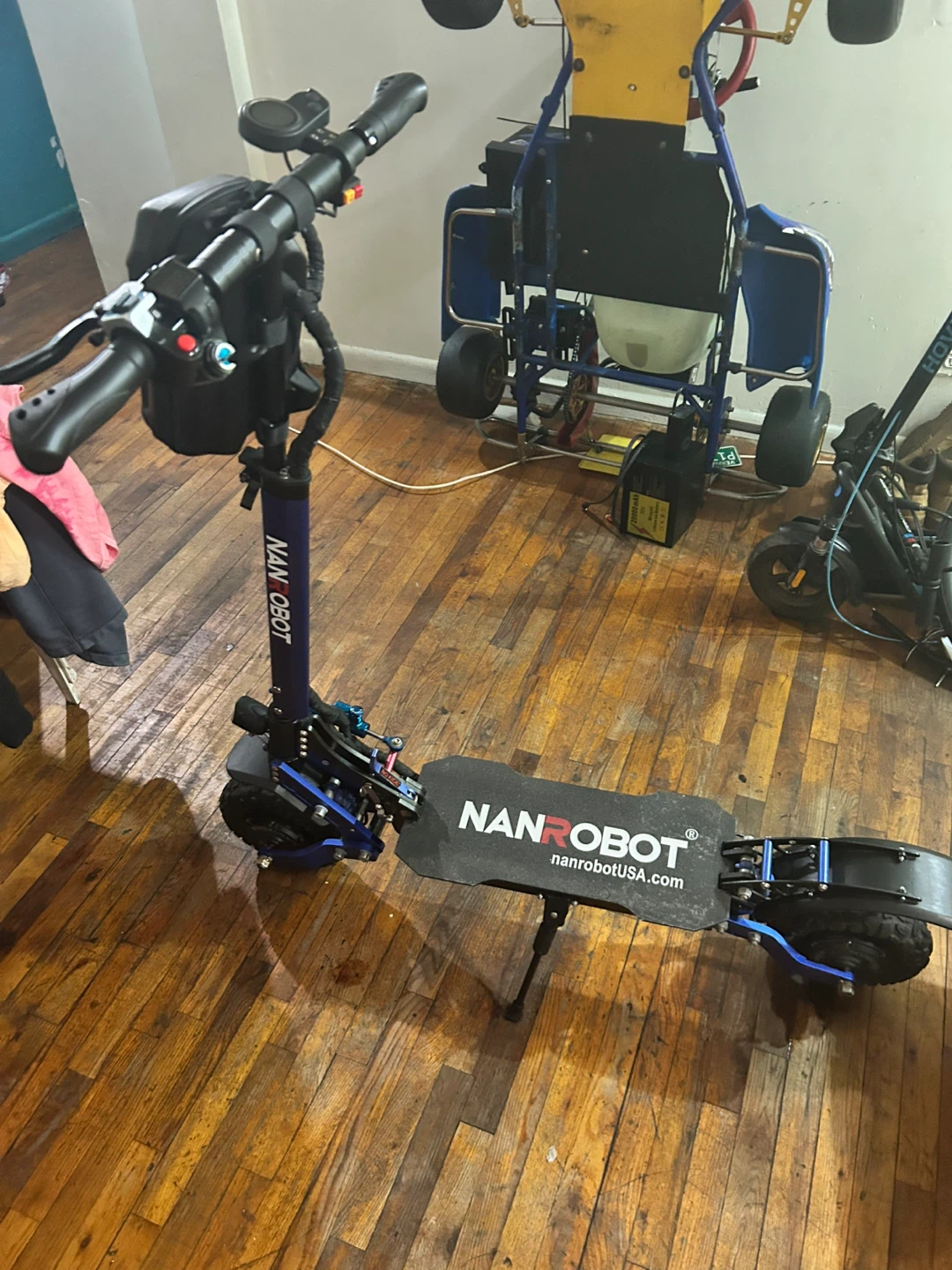 NANROBOT Electric Scooter with charger and key