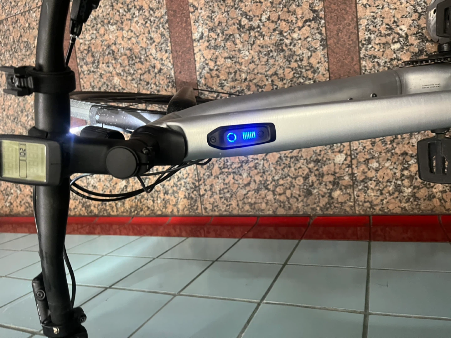 Specialized Turbo Como Electric Bike - photo 2