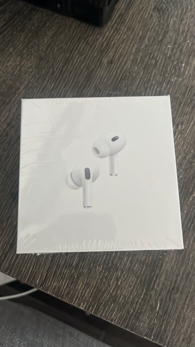 Apple AirPods Pro (2nd generation) with MagSafe Charging Case